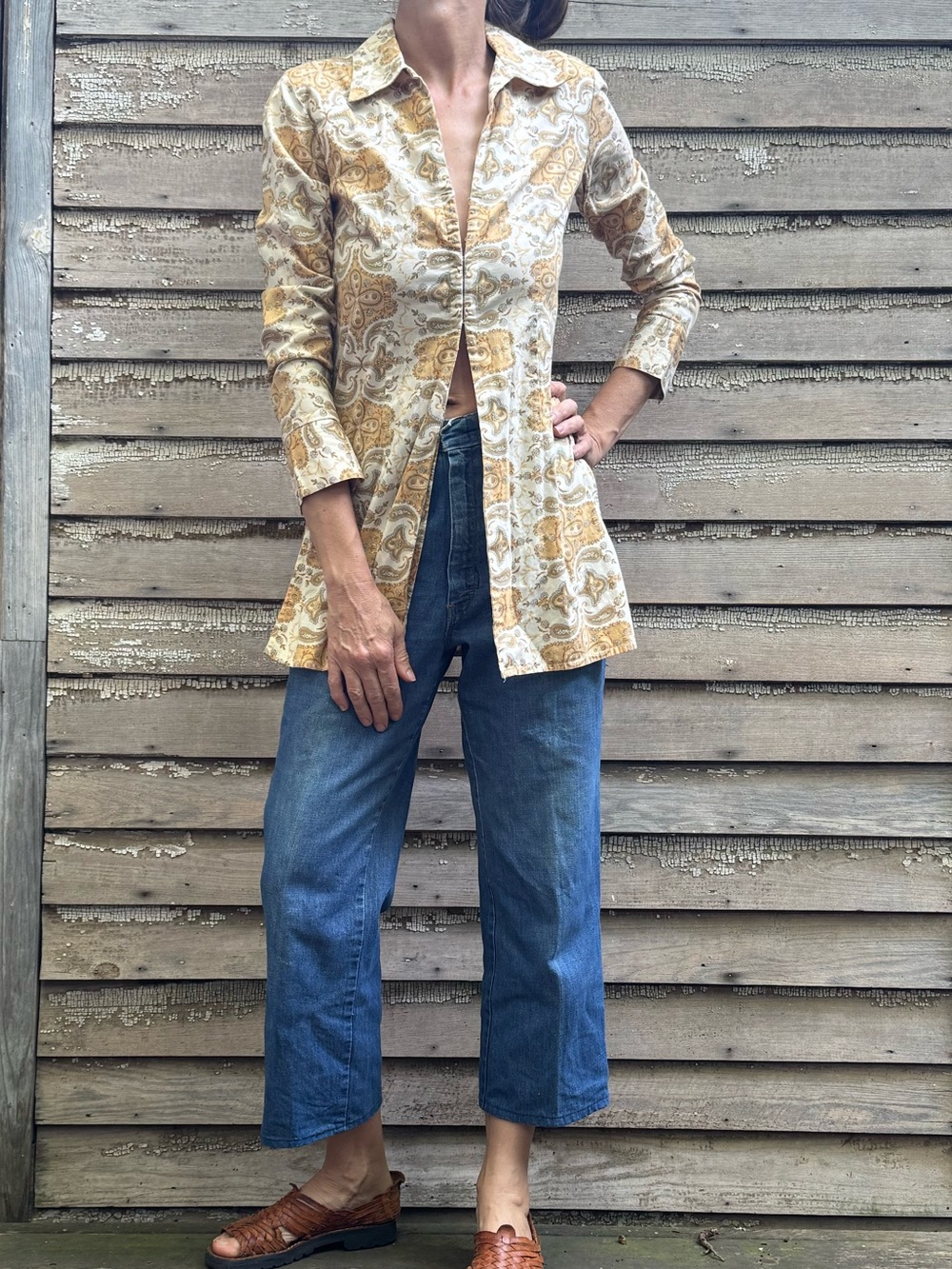 VTG Frenchi Paisley Tunic Shirt in Cream, Tan and Light Blue - Picture 4 of 16